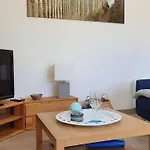 Charmantes Holzhaus In Einer Gruenen Umgebung By Interhome Dom wakacyjny *