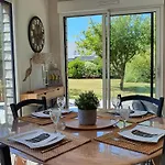 Charmantes Holzhaus In Einer Gruenen Umgebung By Interhome Portbail