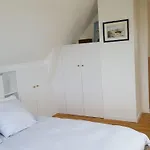 Charmantes Holzhaus In Einer Gruenen Umgebung By Interhome Portbail