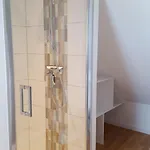 Charmantes Holzhaus In Einer Gruenen Umgebung By Interhome Dom wakacyjny *