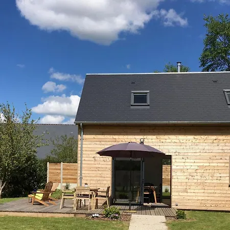 Charmantes Holzhaus In Einer Gruenen Umgebung By Interhome 度假居 *