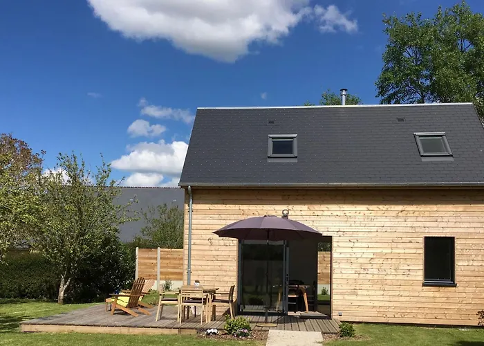 Charmantes Holzhaus In Einer Gruenen Umgebung By Interhome 度假居 *