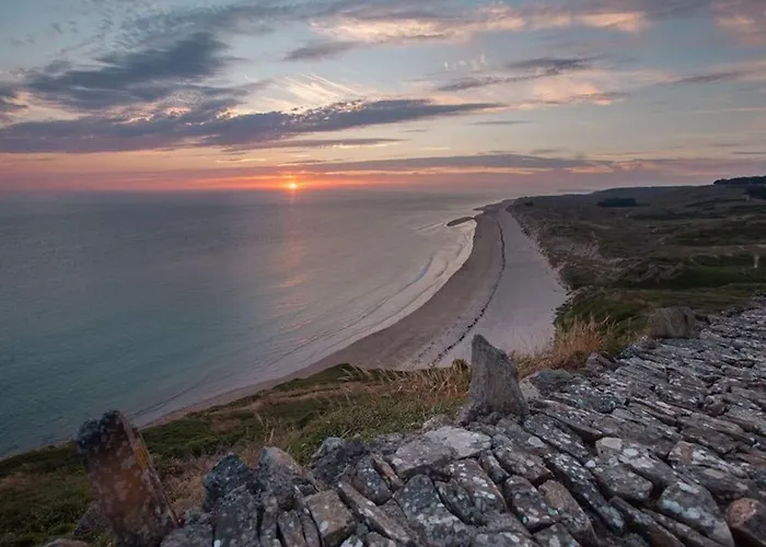 Charmantes Holzhaus In Einer Gruenen Umgebung By Interhome 度假居 *
